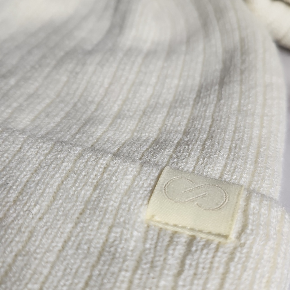 Calia ribbed beanie off white or lighting yellow maybe 🤔 💛  NWT - Picture 2 of 5